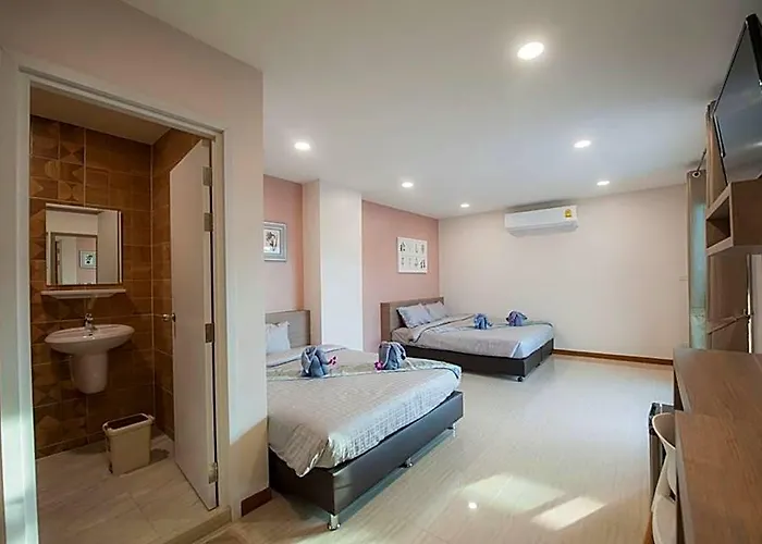 The Moon Night Hostel Bangkok